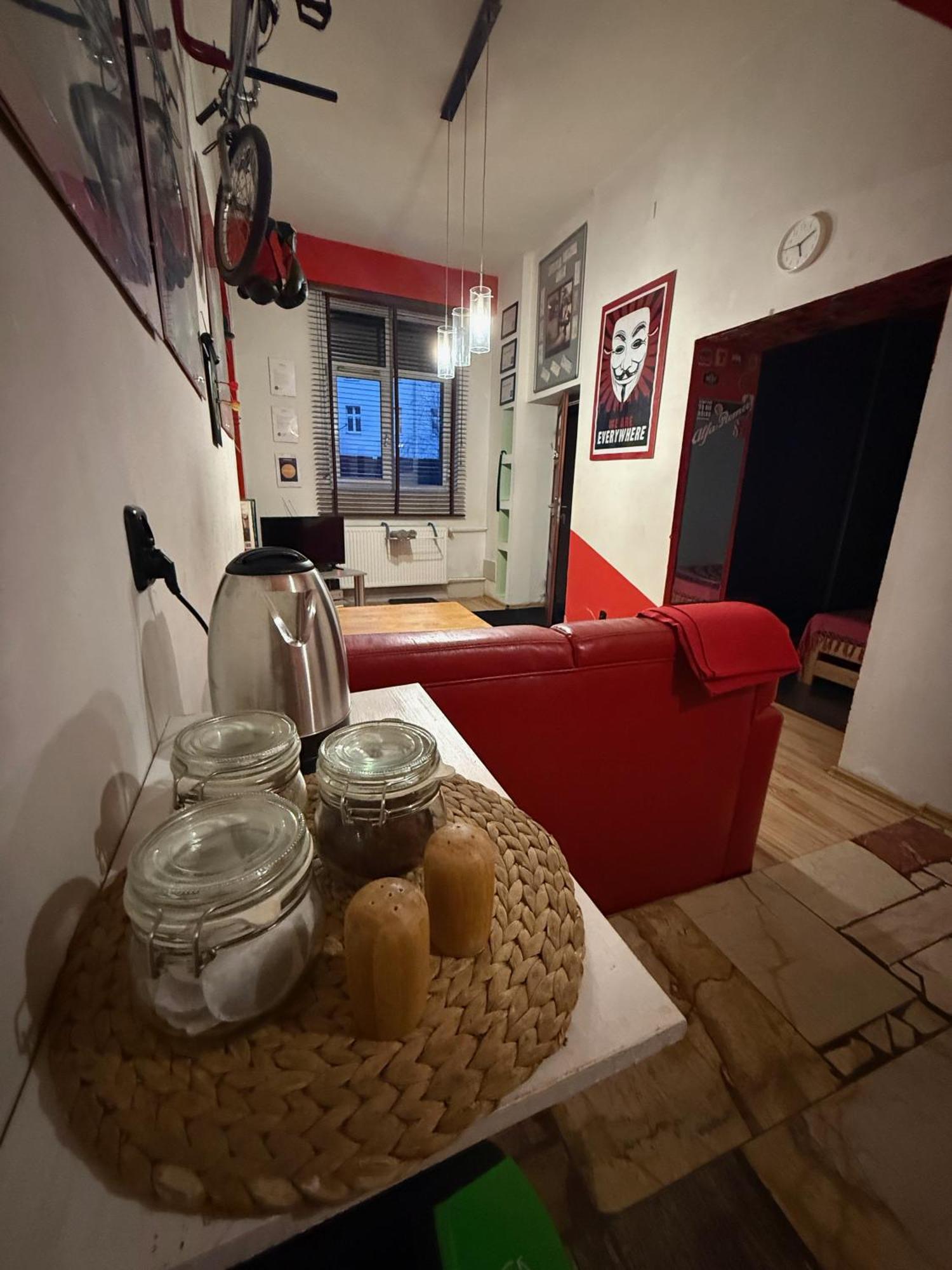 Ferienwohnung Studio Red And White Łódź Exterior foto